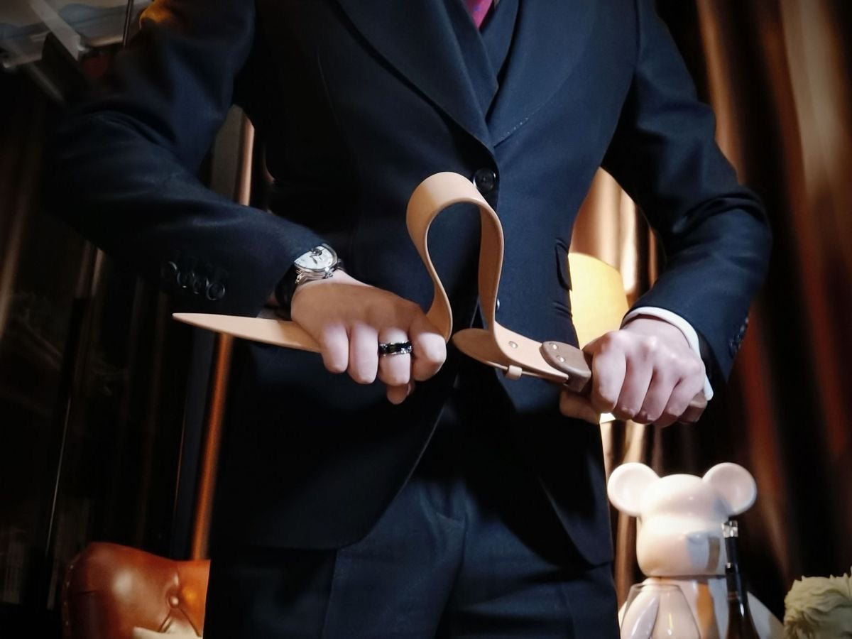 Original Leather Paddle – Foldable Whip X Design, Natural Tone - CrimsonWhip